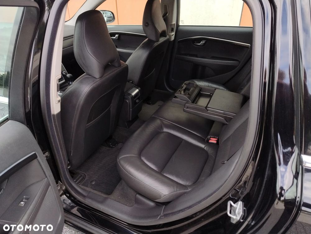 Volvo V70 D3 Momentum - 20