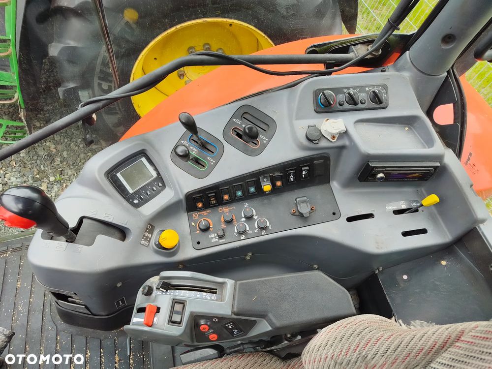 Kubota M 135 GX - 12