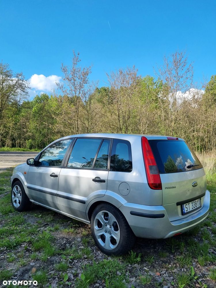 Ford Fusion 1.6 Fun X - 5