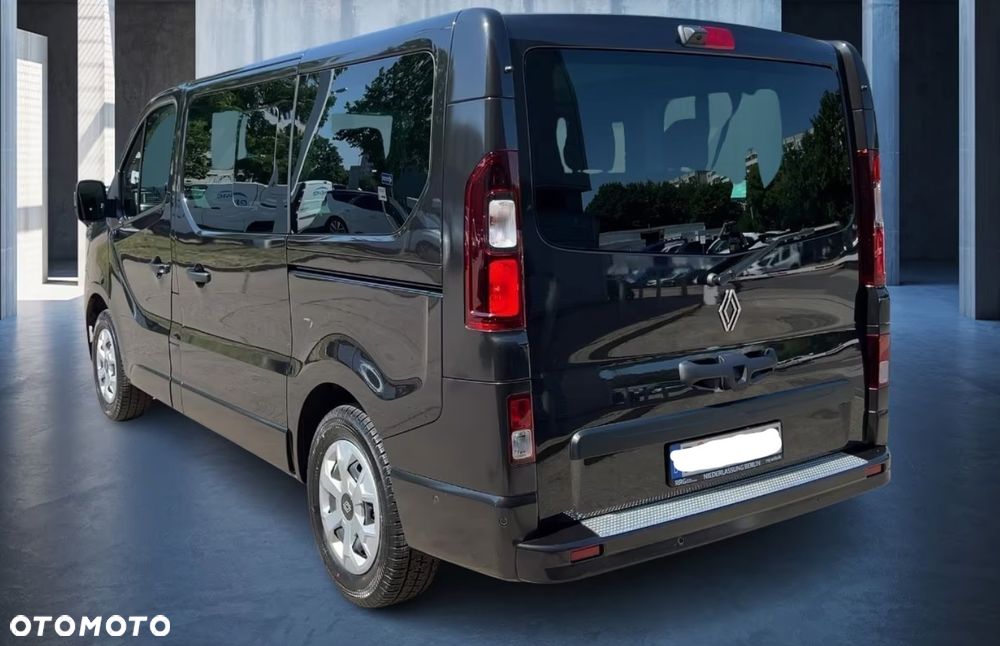 Renault Trafic 2.0 dCi EDC - 4