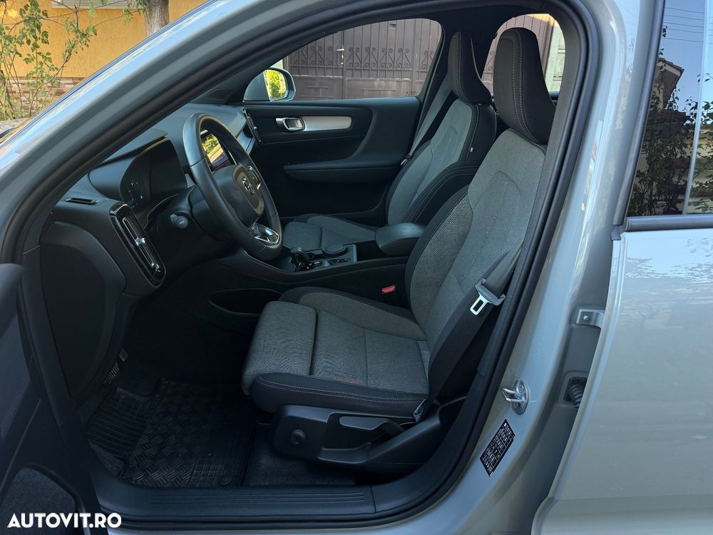 Volvo XC 40 B3 AT FWD MHEV Core - 12