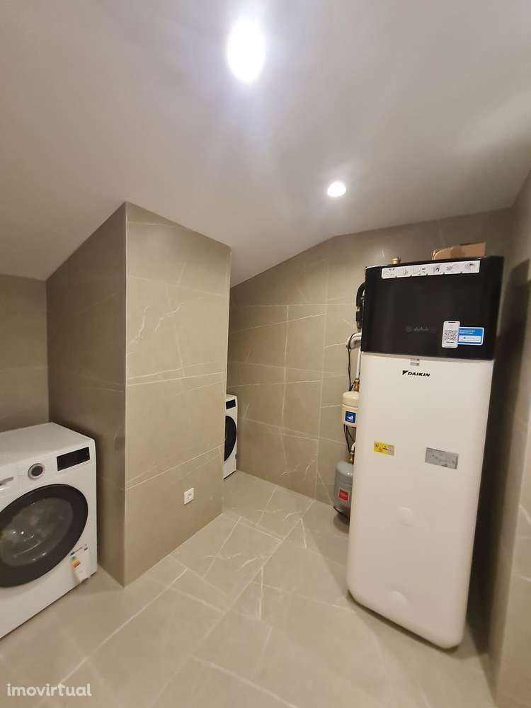 T2 DPX novo junto ao Palácio do Gelo - Grande imagem: 2/33