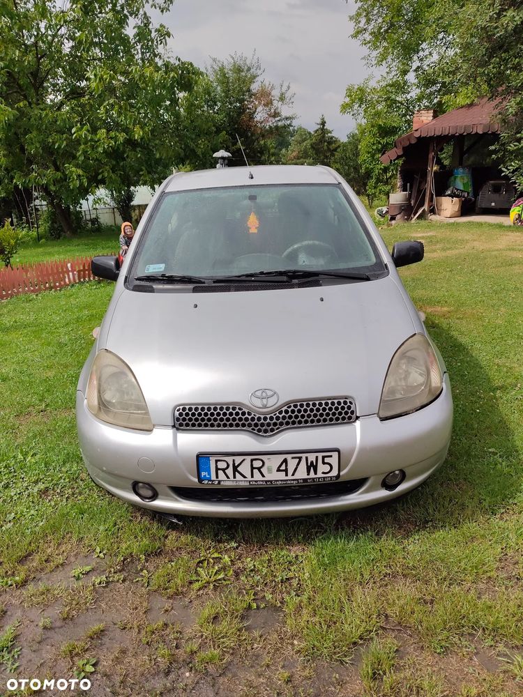 Toyota Yaris - 7