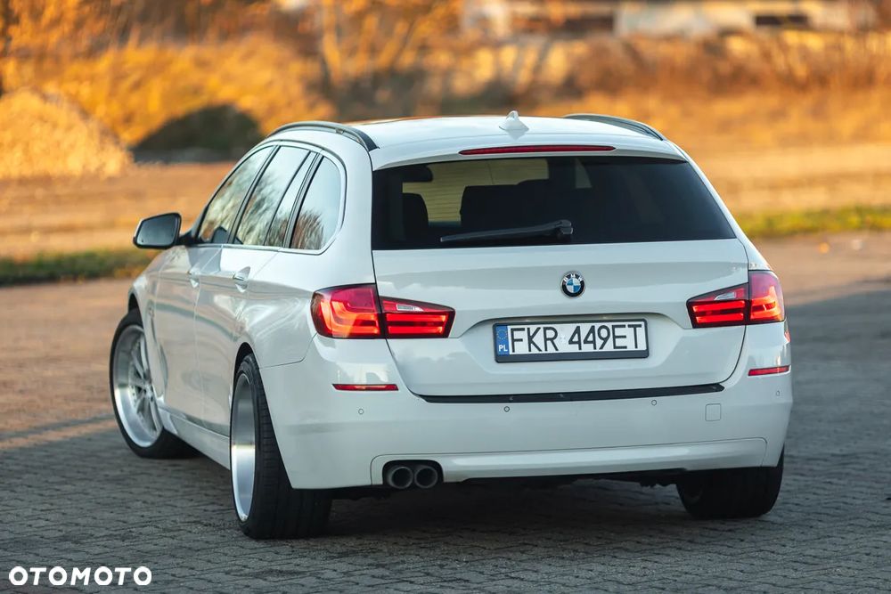 BMW Seria 5 520d Sport-Aut - 16