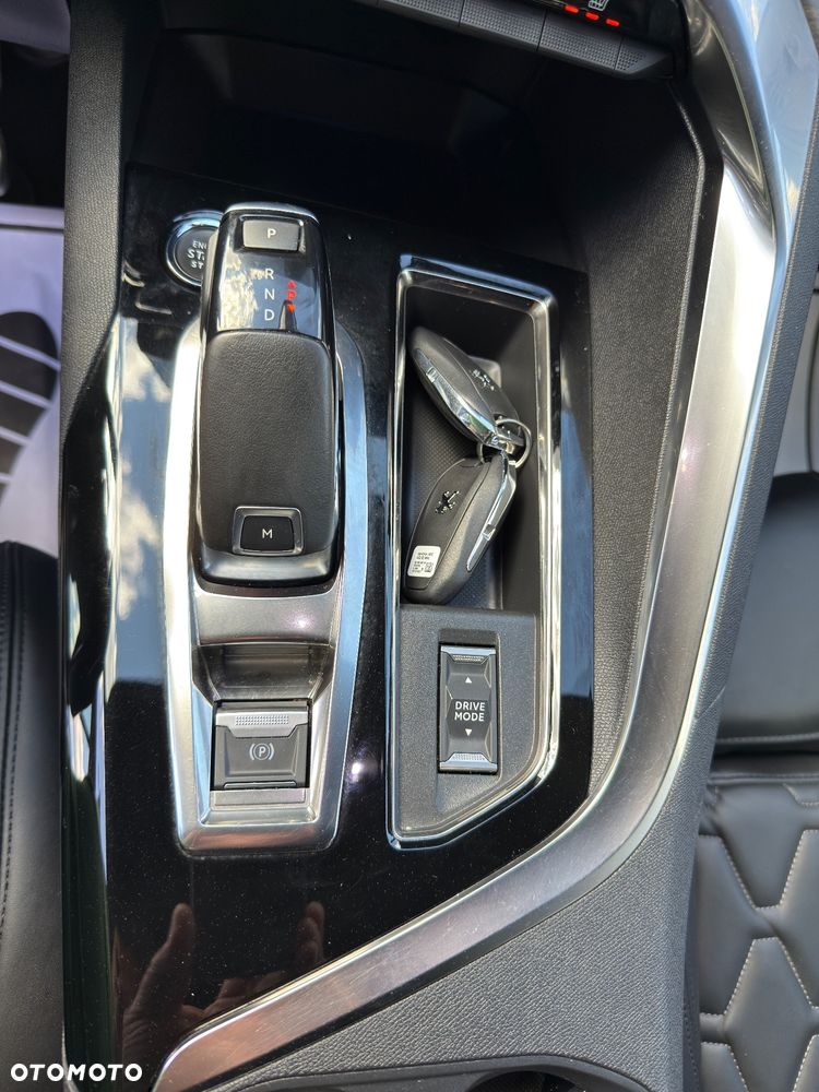 Peugeot 3008 BlueHDi 130 Stop & Start EAT8 GT - 14