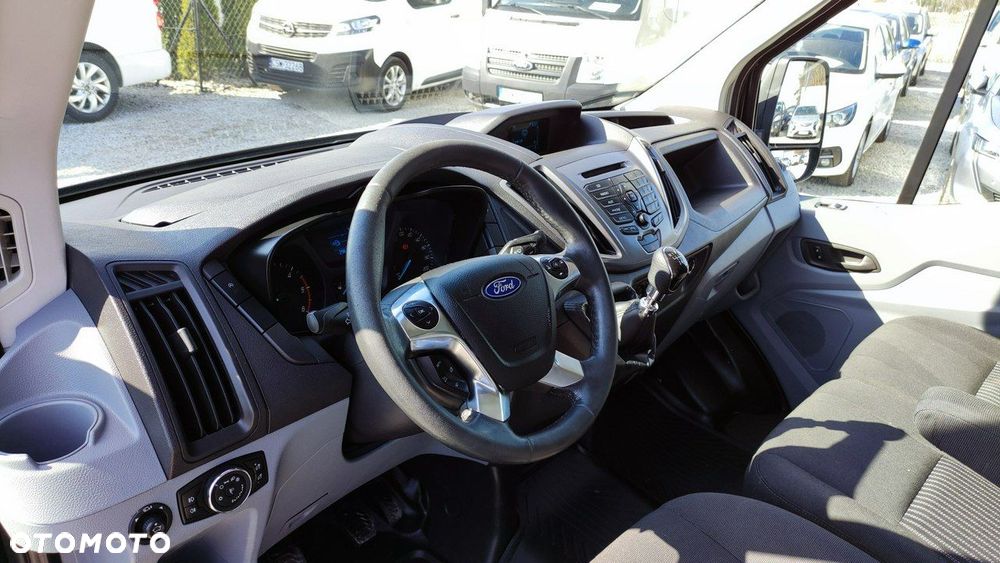Ford Transit - 23