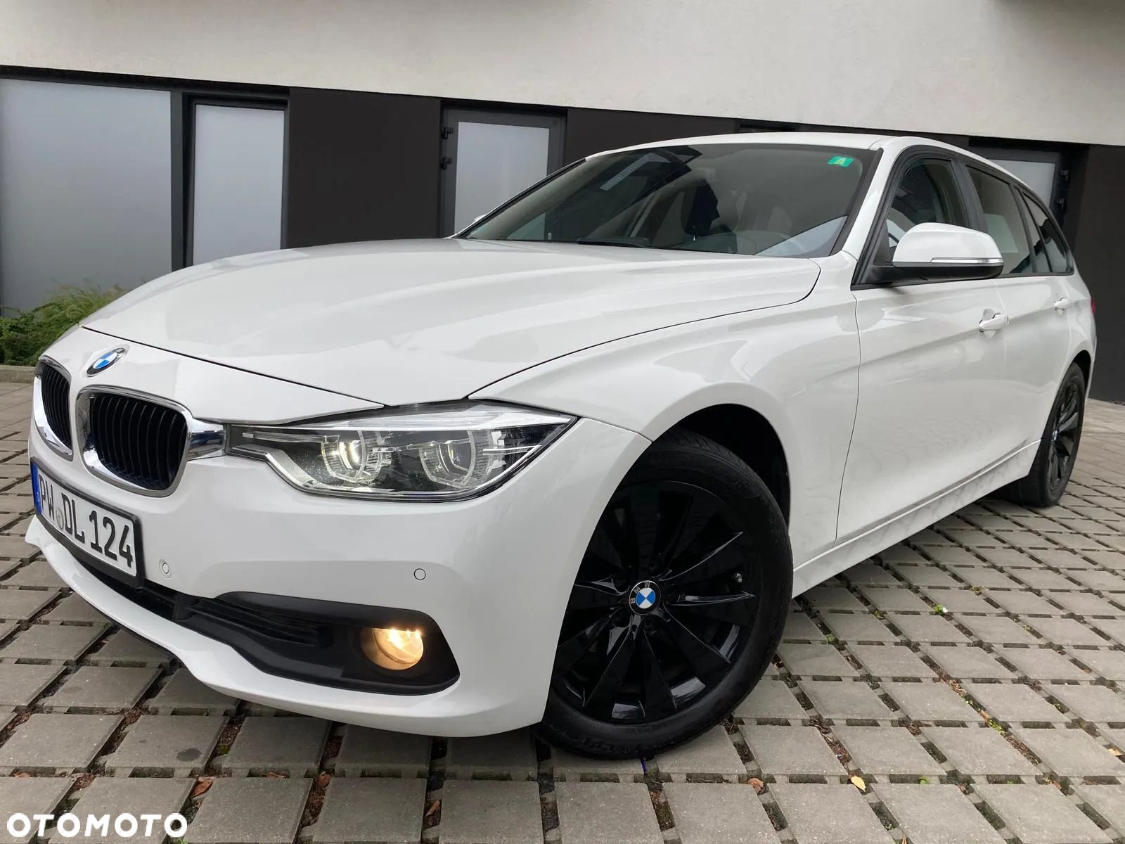 BMW Seria 3 320d Luxury Line - 1