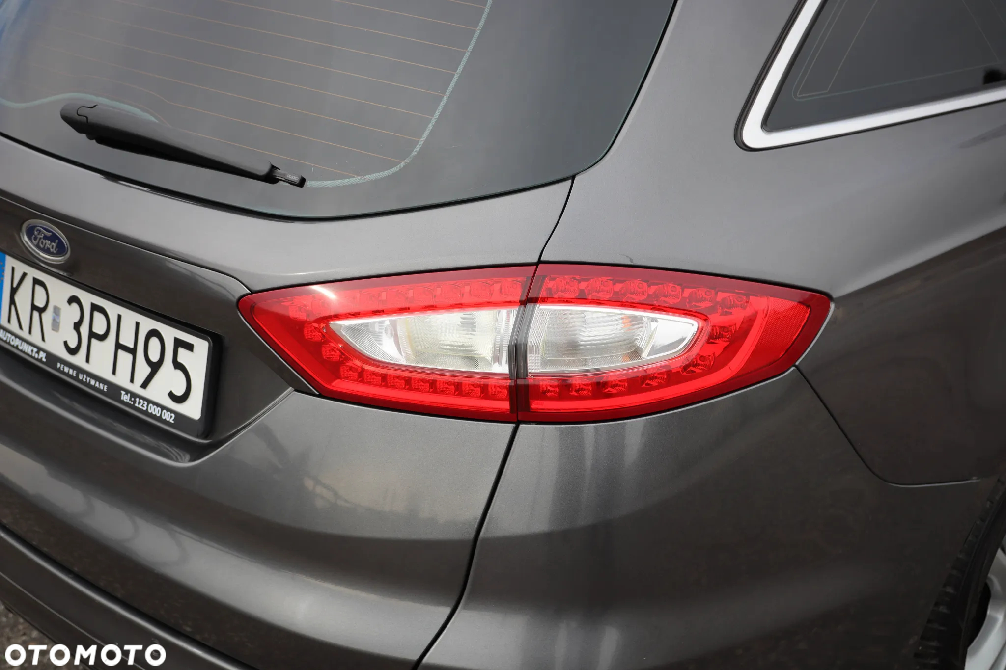 Ford Mondeo 2.0 TDCi ST-Line PowerShift - 13