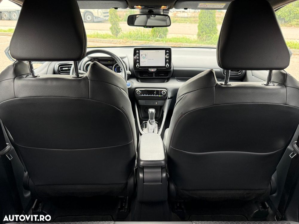 Toyota Yaris 1.5 VVT-i HSD Dynamic Plus - 14