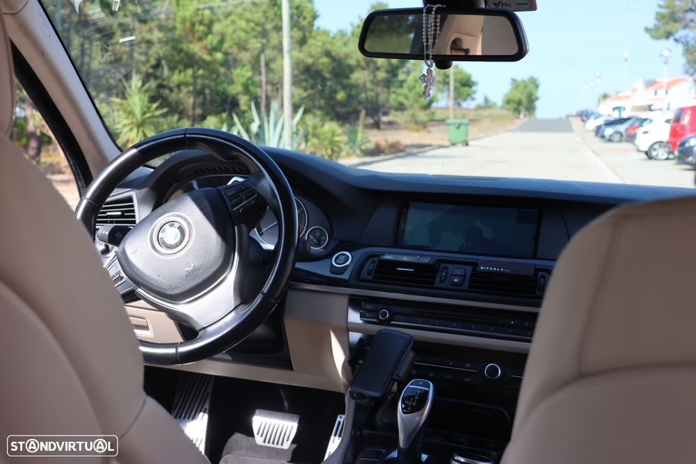BMW 525 d Auto - 12