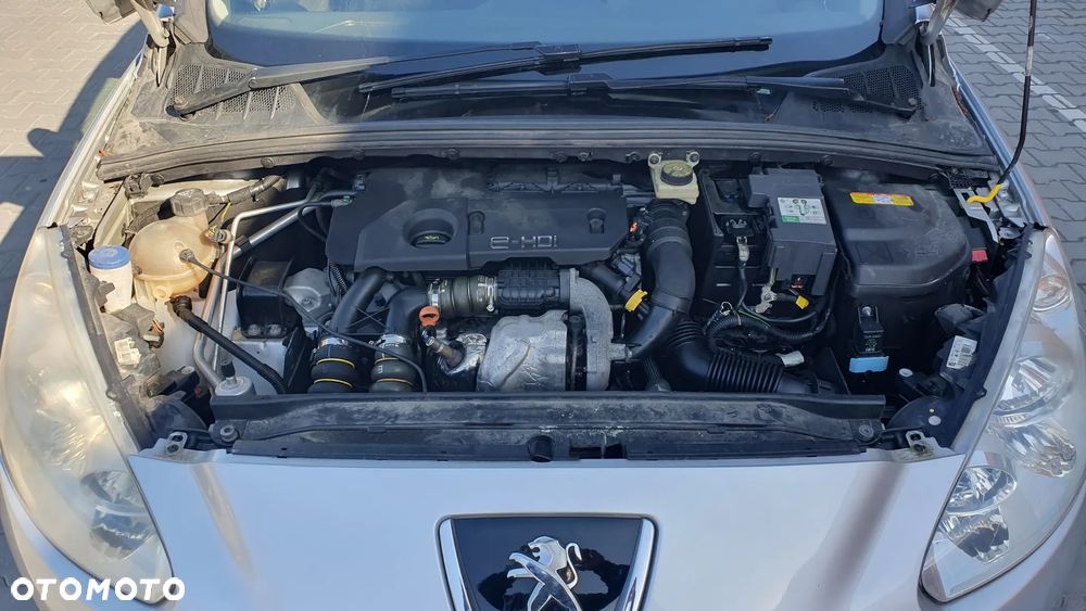 Peugeot 308 1.6 HDi Premium Plus - 27