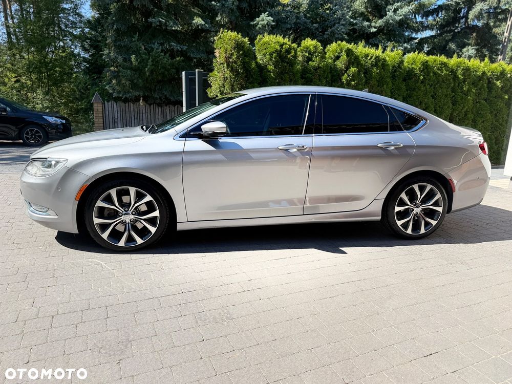 Chrysler 200 - 7