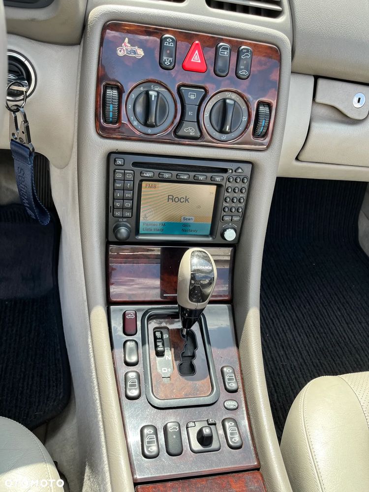 Mercedes-Benz CLK - 14