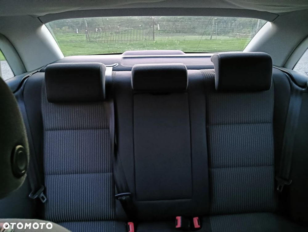 Audi A4 Limousine 2 - 9