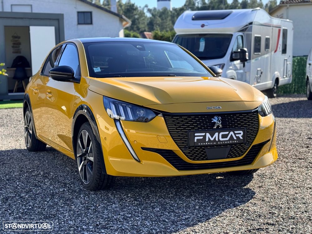 Peugeot e-208 GT Pack - 1