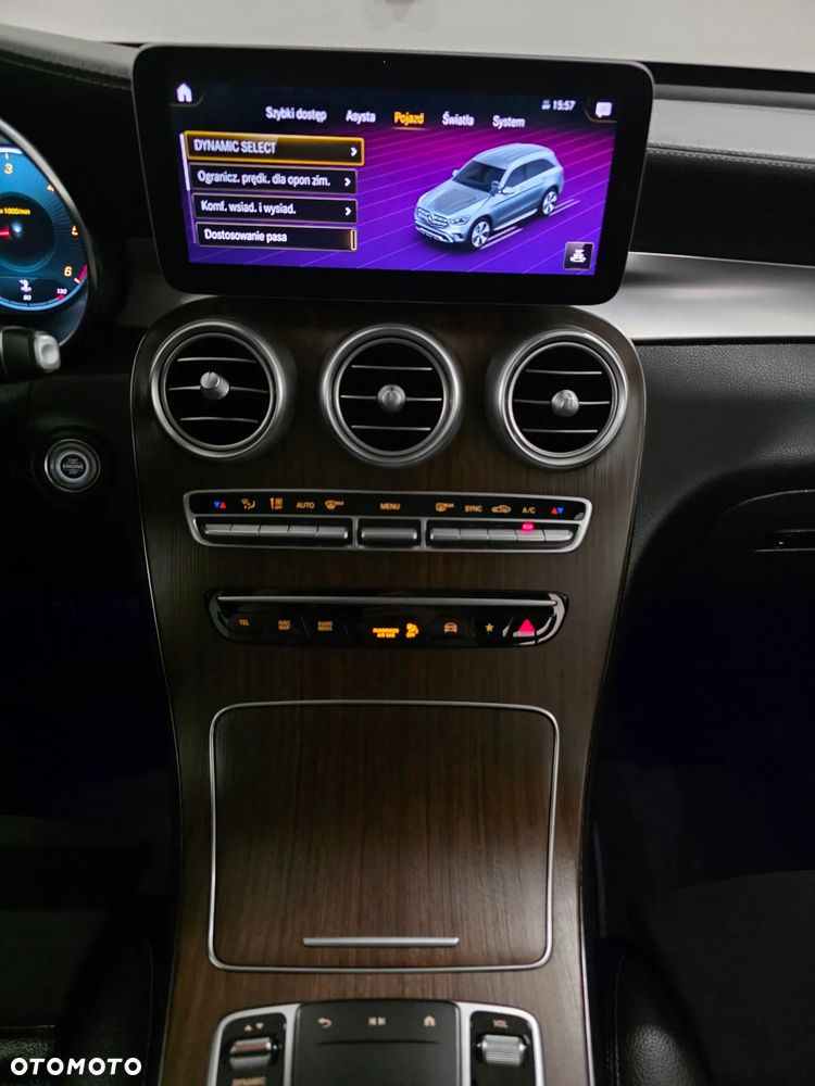 Mercedes-Benz GLC 220 d 4Matic 9G-TRONIC AMG Line Plus - 11
