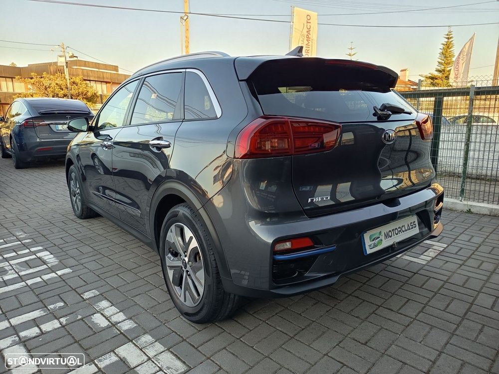 Kia e-Niro 64kWh — fotografia 8