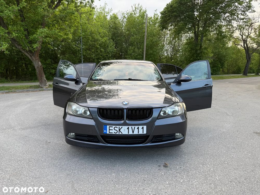 BMW Seria 3 320d - 4