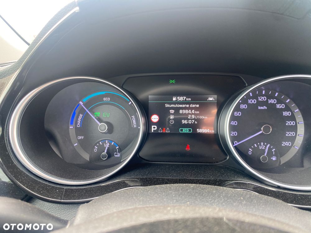 Kia XCeed - 21