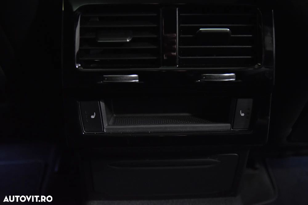 Volkswagen Touareg - 23