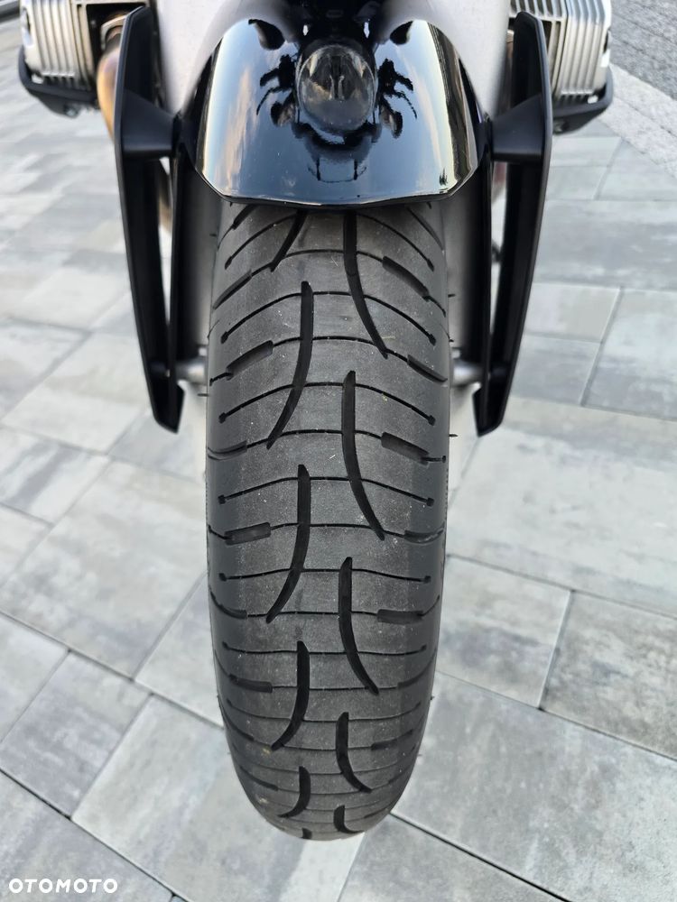 BMW R - 22