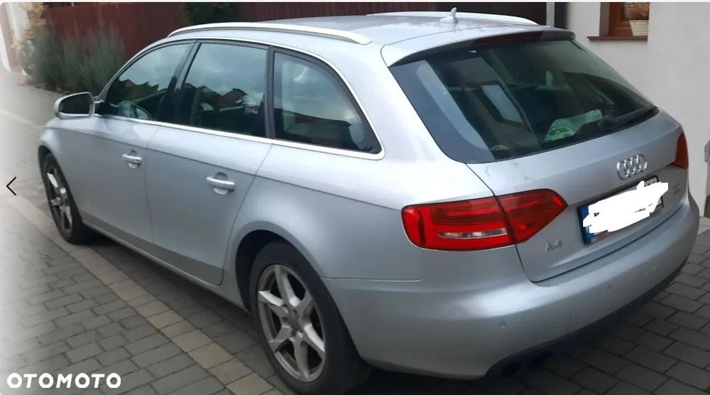 Audi A4 Avant - 10