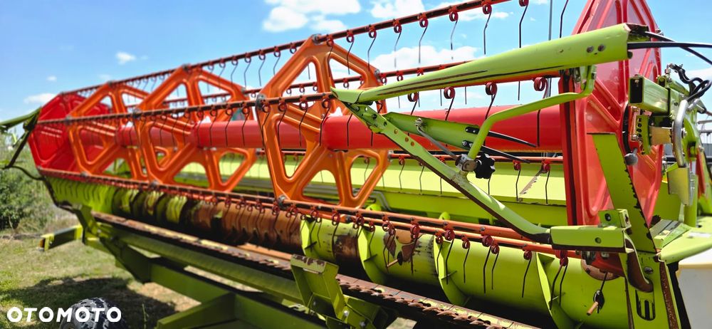 Claas Tucano 450 - 13