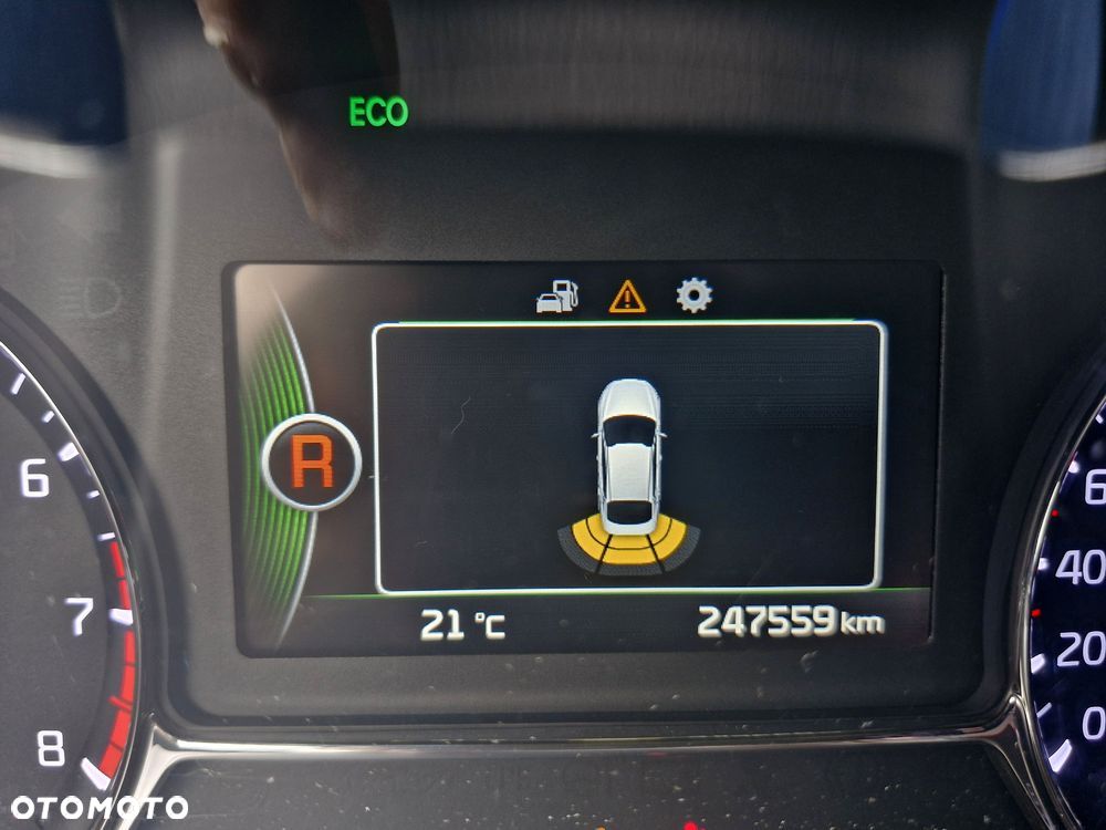 Kia Optima 2.0 L - 21