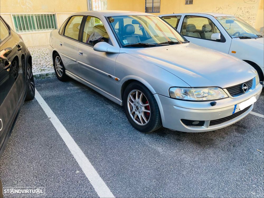 Opel Vectra 2.2 DTi Elegance - 2