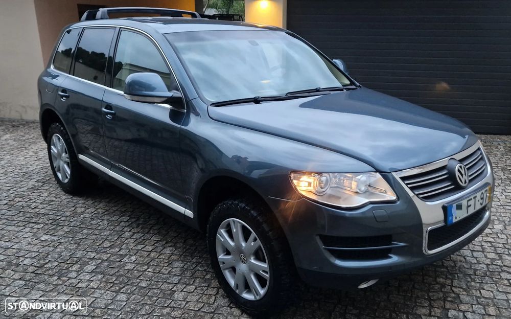 VW Touareg 3.0 TDI V6 Tiptronic - 1