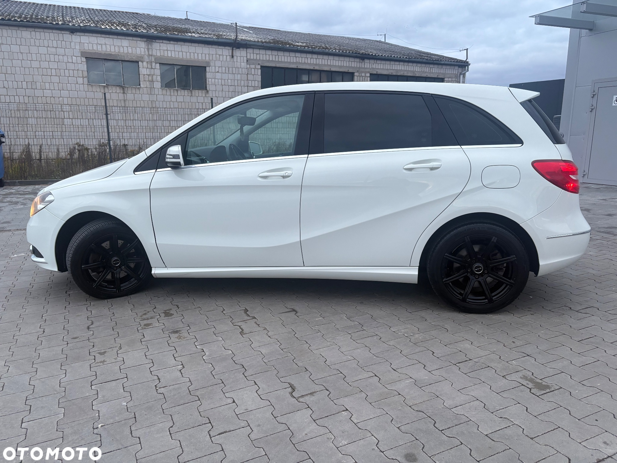 Mercedes-Benz Klasa B 250 - 6