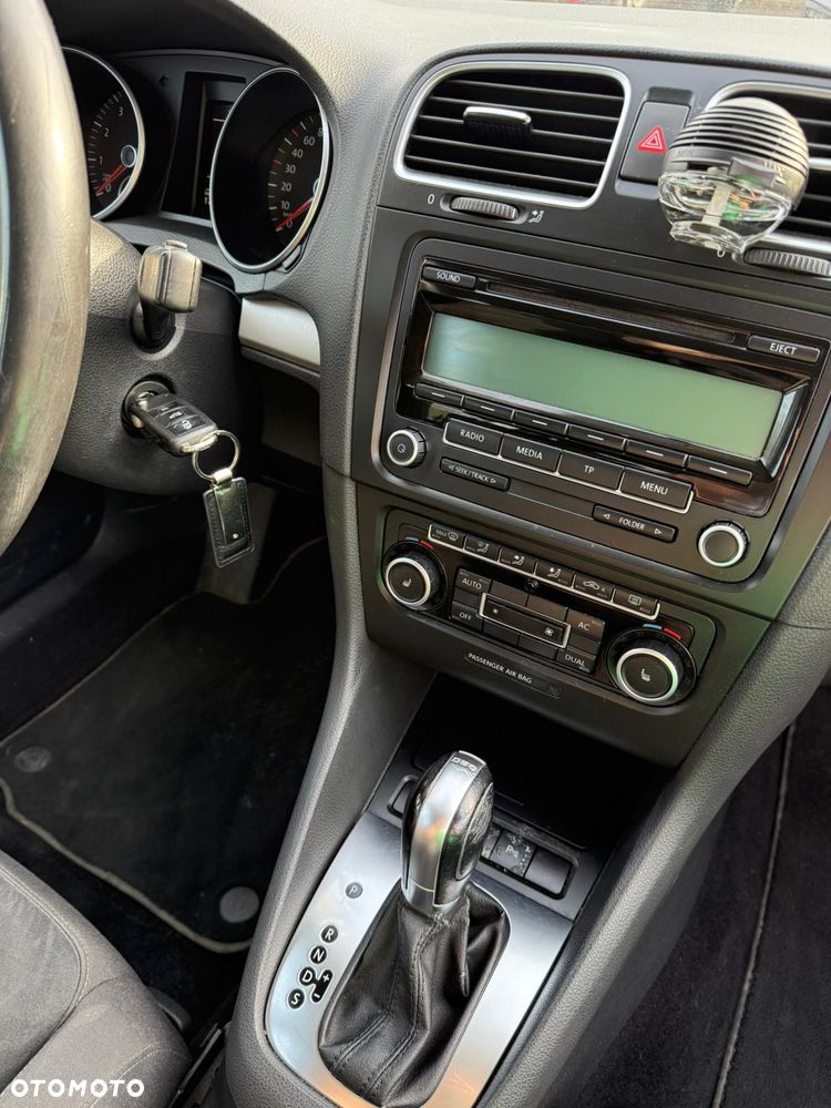 Volkswagen Golf 1.4 TSI Highline DSG - 10