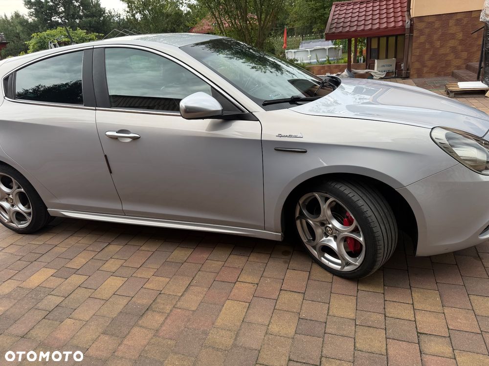 Alfa Romeo Giulietta 2.0 JTDM Exclusive EU6 - 5