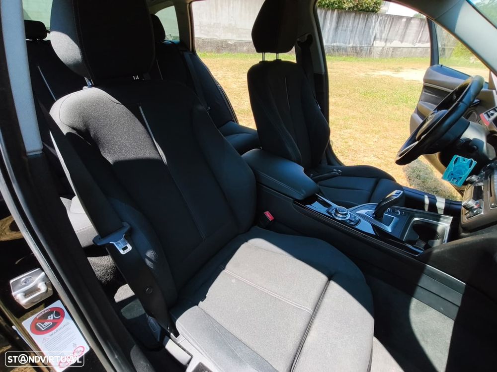 BMW 320 d Auto Pack M - 26