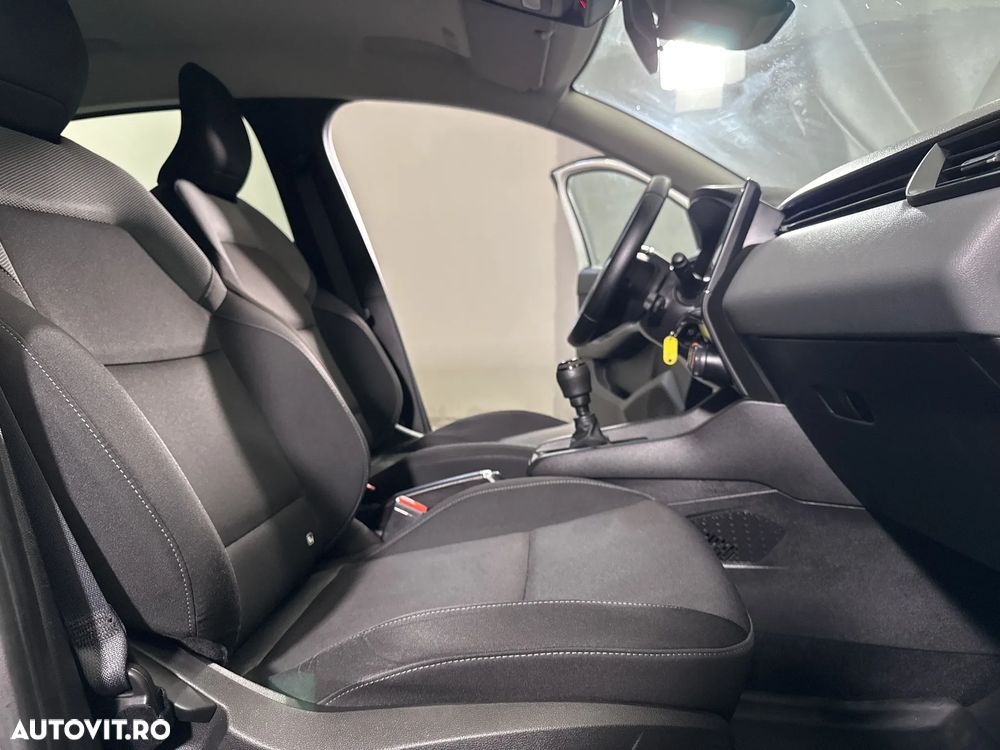 Renault Clio - 12