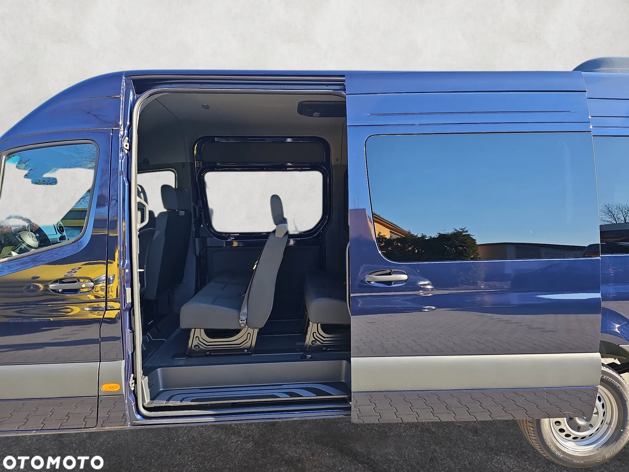 Mercedes-Benz Sprinter Tourer 317 CDI - 4