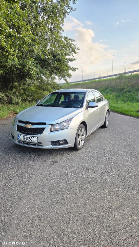 Chevrolet Cruze 1.7 D LT+ Premium - 4