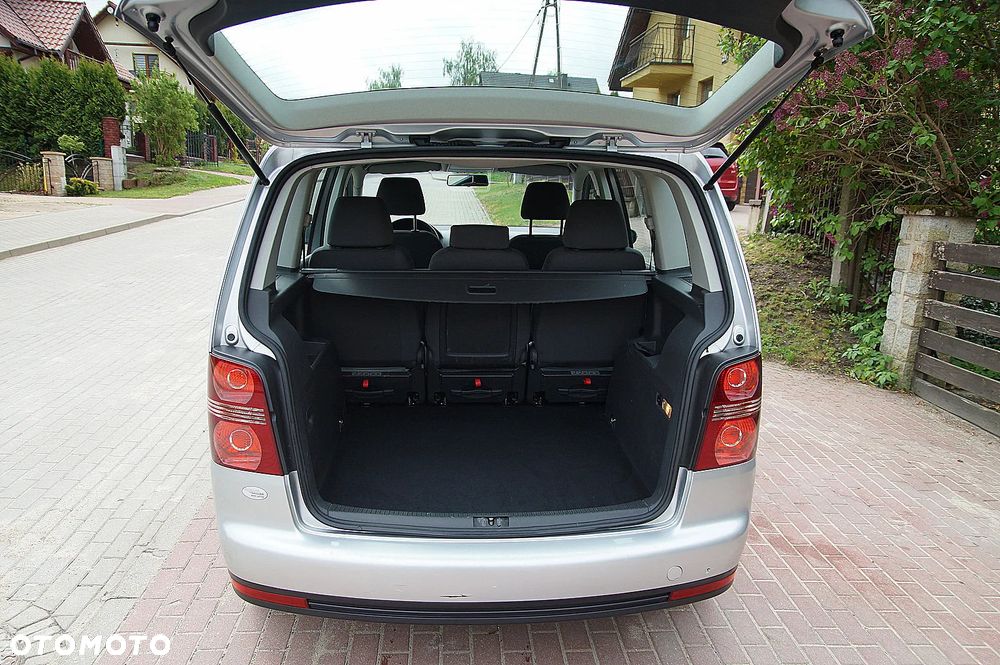 Volkswagen Touran 1.9 TDI Welcome - 19