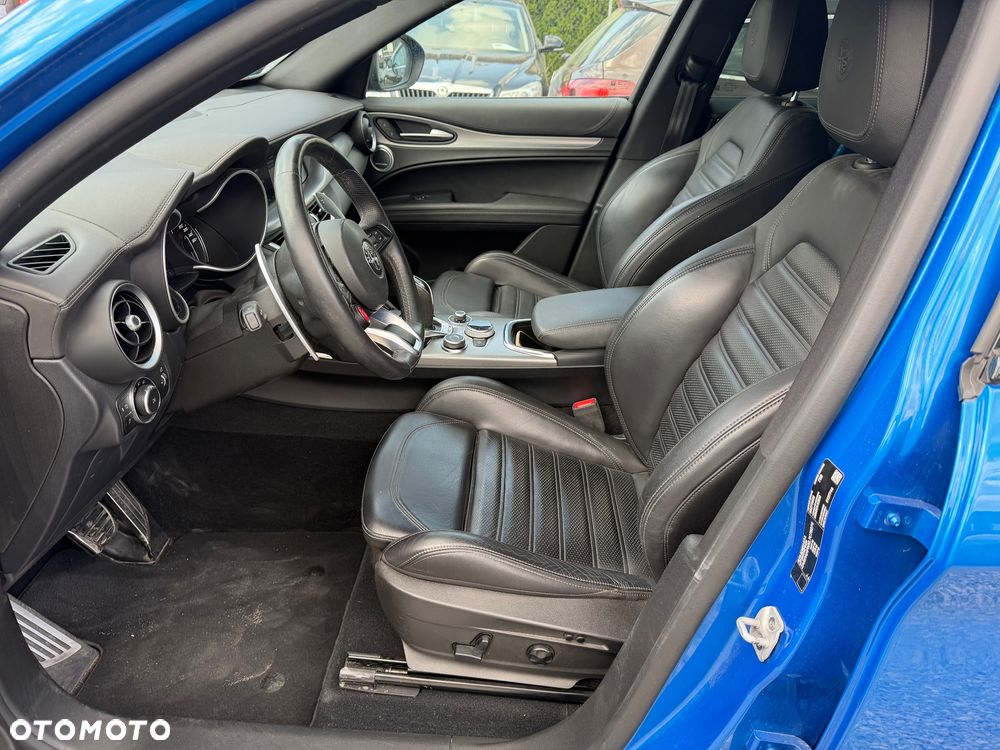 Alfa Romeo Stelvio 2.0 Turbo Veloce Q4 - 29