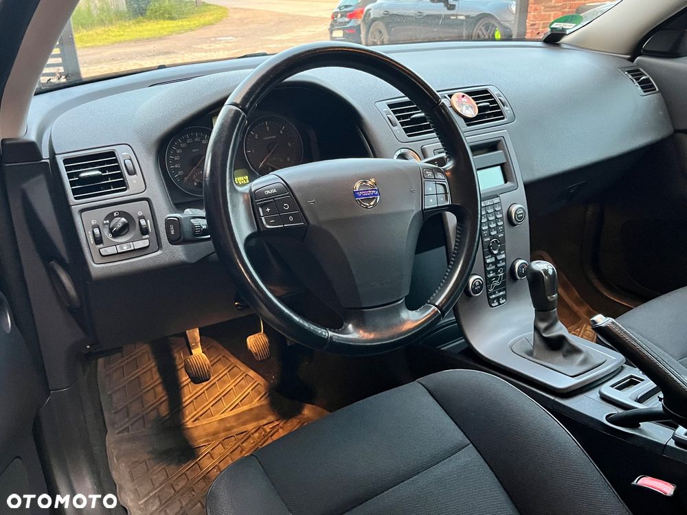 Volvo C30 D2 DRIVe Momentum - 4