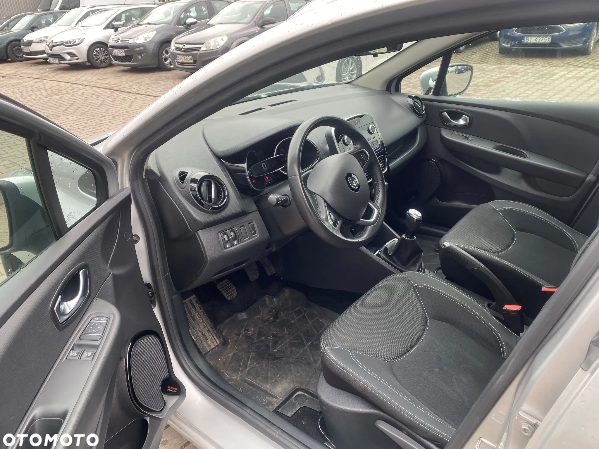 Renault Clio - 5