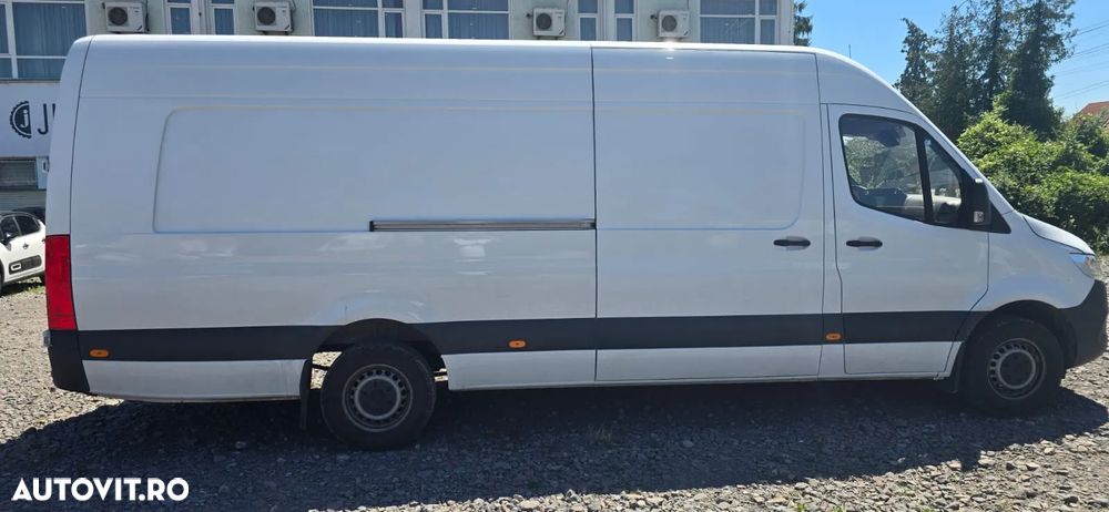Mercedes-Benz Sprinter - 7