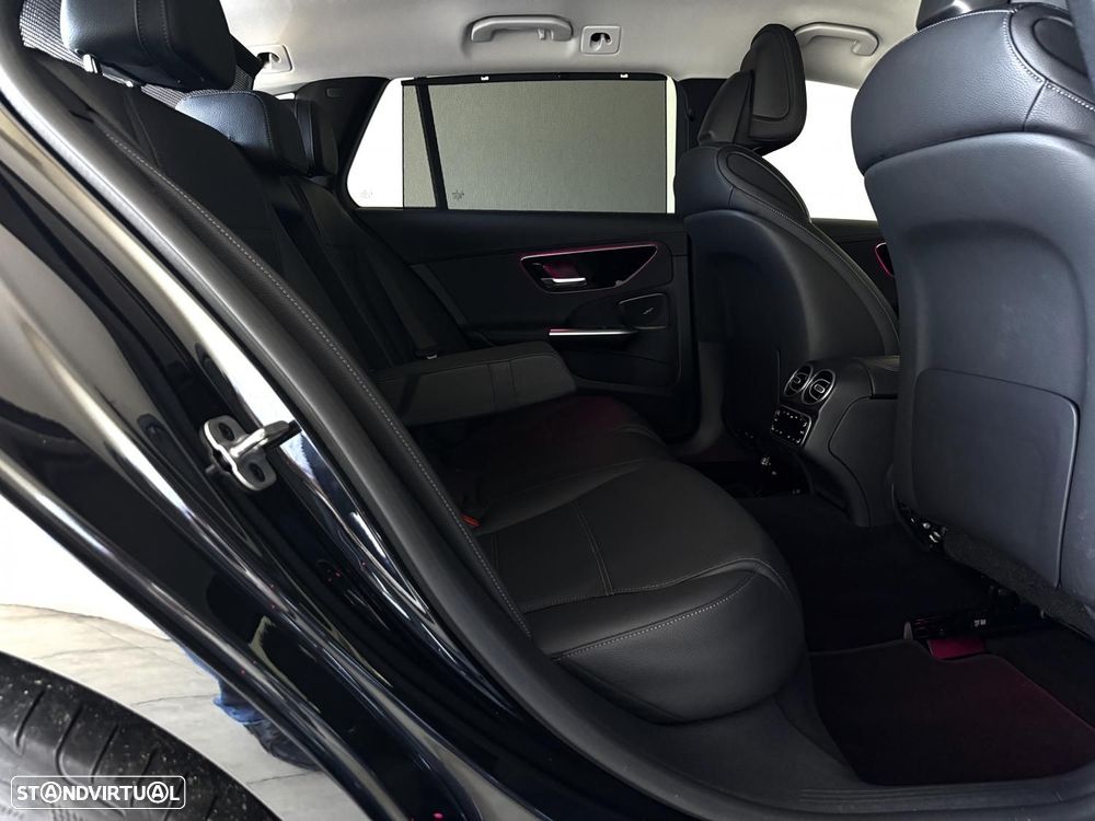 Mercedes-Benz C 300 - 36