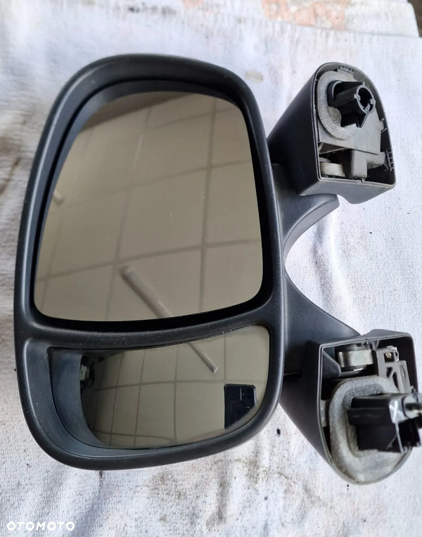 LUSTERKO ZEWNĘTRZNE5 PIN  LEWE RENAULT TRAFIC , OPEL VIVARO