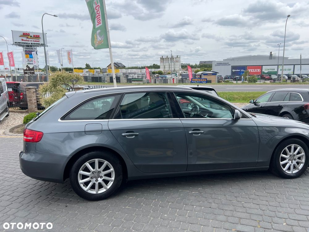 Audi A4 Avant - 8