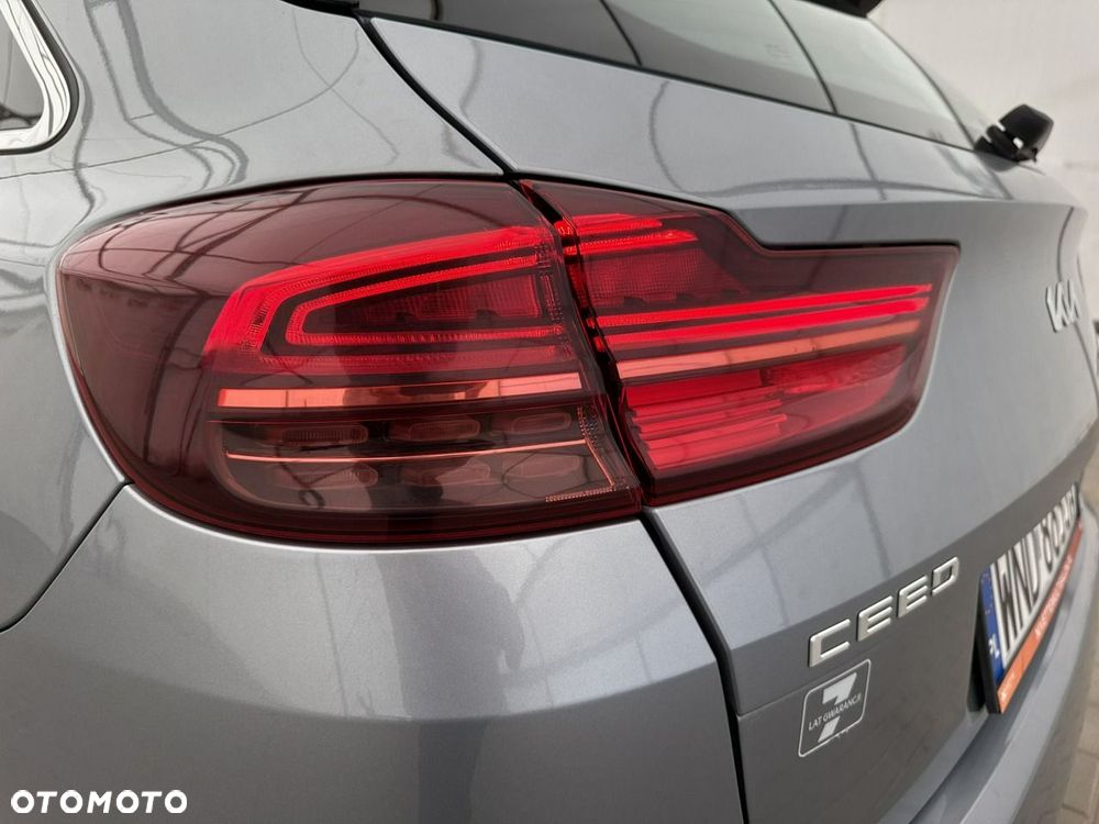 Kia Ceed - 30