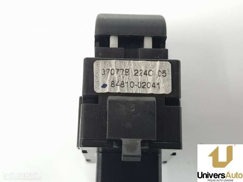 COMANDO ELEVADOR DE VIDRO FRONTAL DIREITO TOYOTA COROLLA 2004 -8481002041 - 4