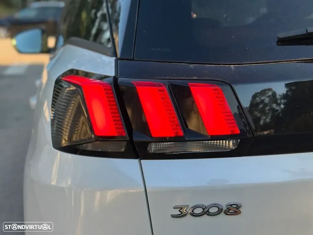 Peugeot 3008 PureTech 130 Stop & Start GPF EAT8 Crossway - 10