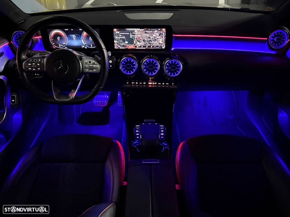 Mercedes-Benz A 180 7G-DCT AMG Line - 16