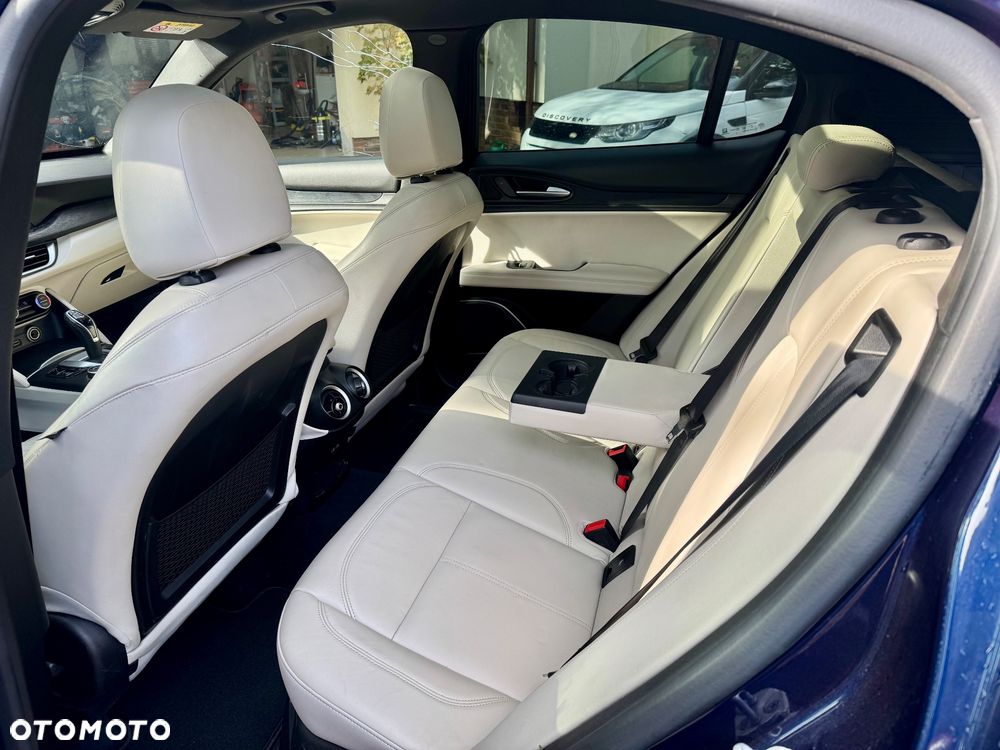 Alfa Romeo Stelvio 2.0 Turbo Super Q4 - 27